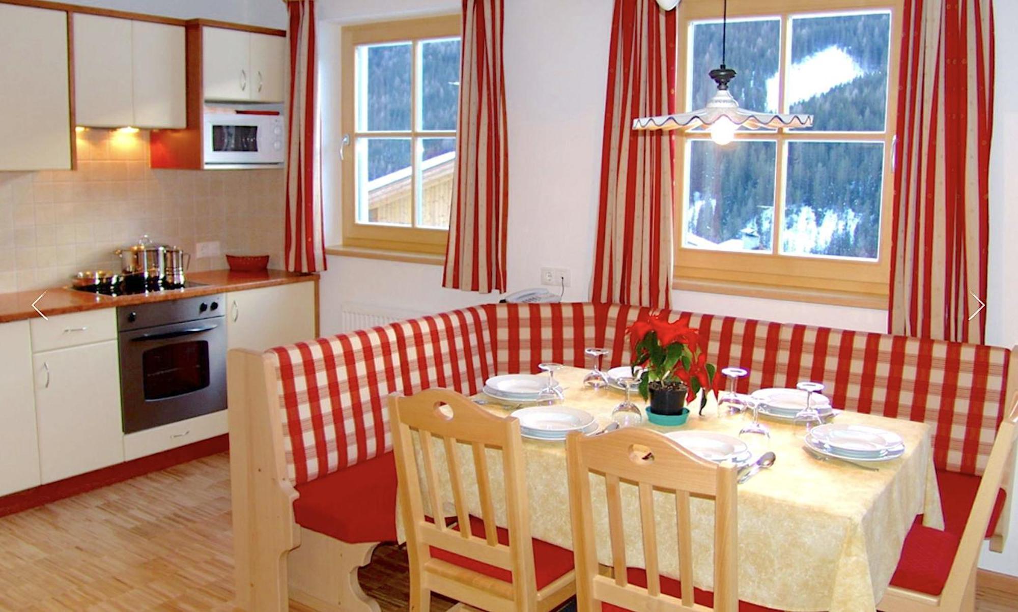 Apartments Serghela Сан-Кассиано Экстерьер фото